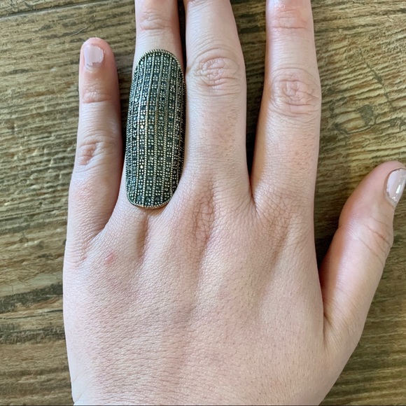 Silver Ring - Picture 2 of 3